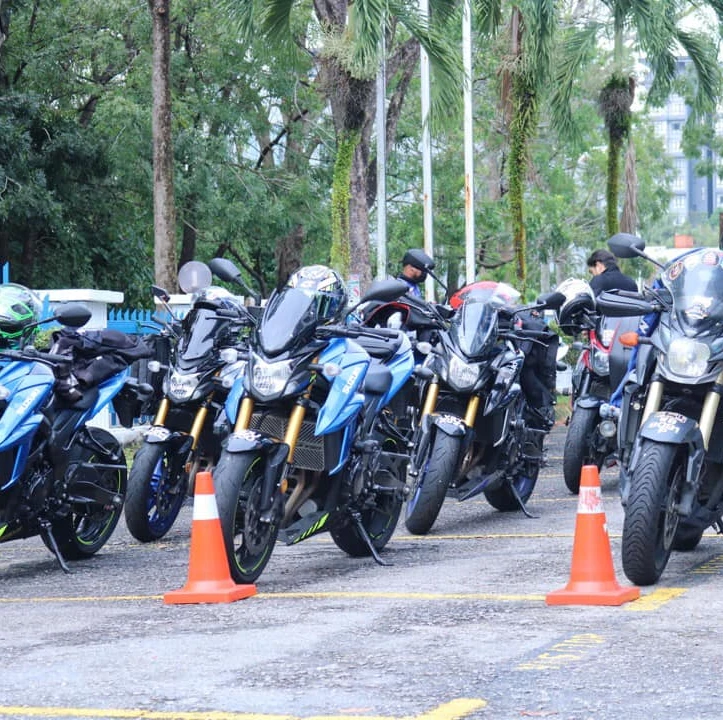 c6216c_4074674bfa3c4bc8ace1d414ba17e5c8~mv2