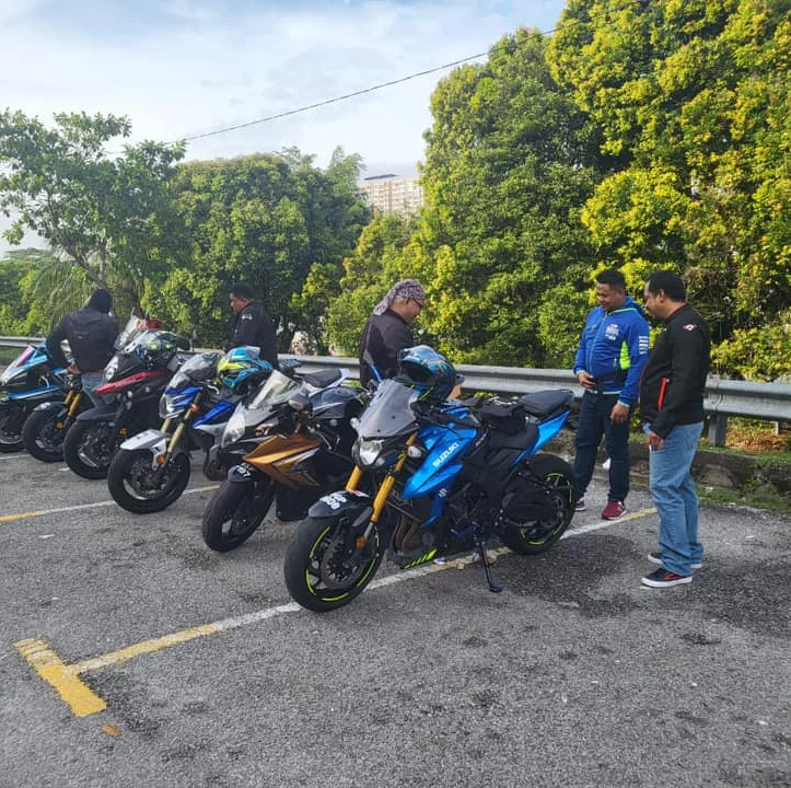 c6216c_715276b3dd494b7590ebb219d3eff23f~mv2