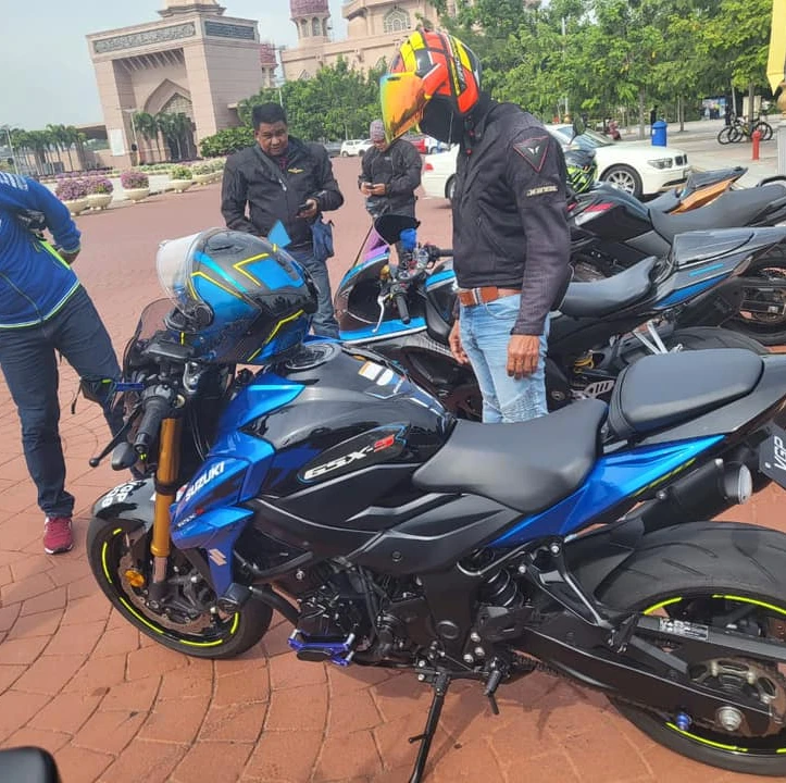 c6216c_e9ff47156af249abb16df83f3ac3a5a4~mv2